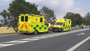 Na Českobrodsku hasiči zasahovali u vážné nehody