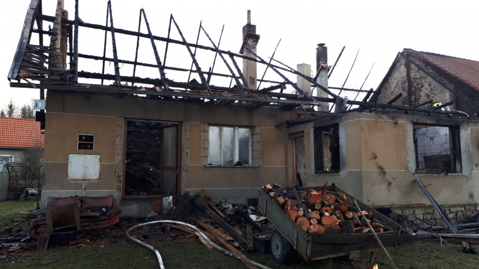 Noční požár v Pavlovicích způsobil milionové škody